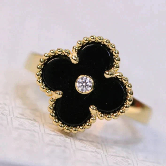 TimiCLOVER ONYX RING GOLD DIAMOND