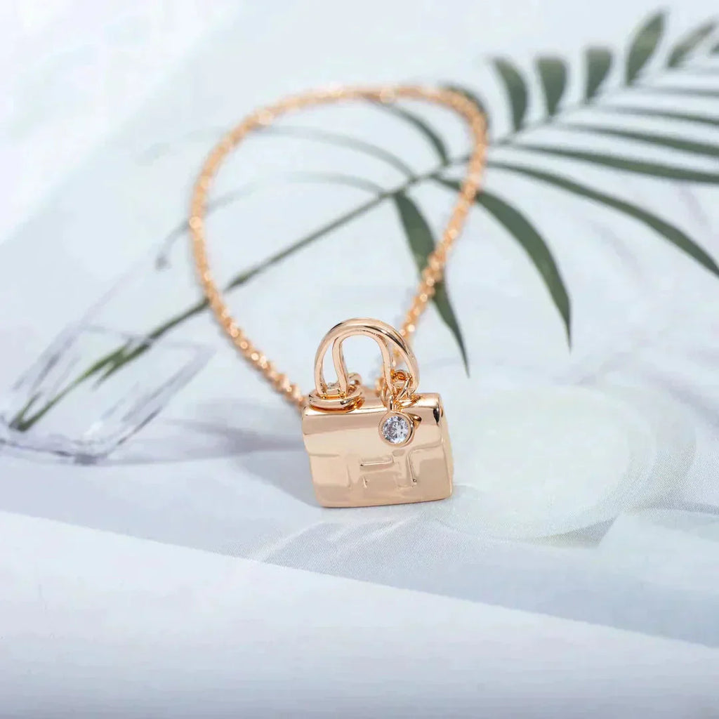TimiAMULETTE PEDANT ROSE GOLD NECKLACE