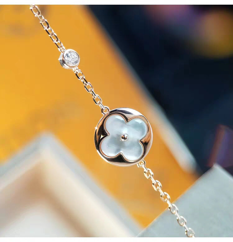 TimiSUN MOP GOLD 1 DIAMOND NECKLACE