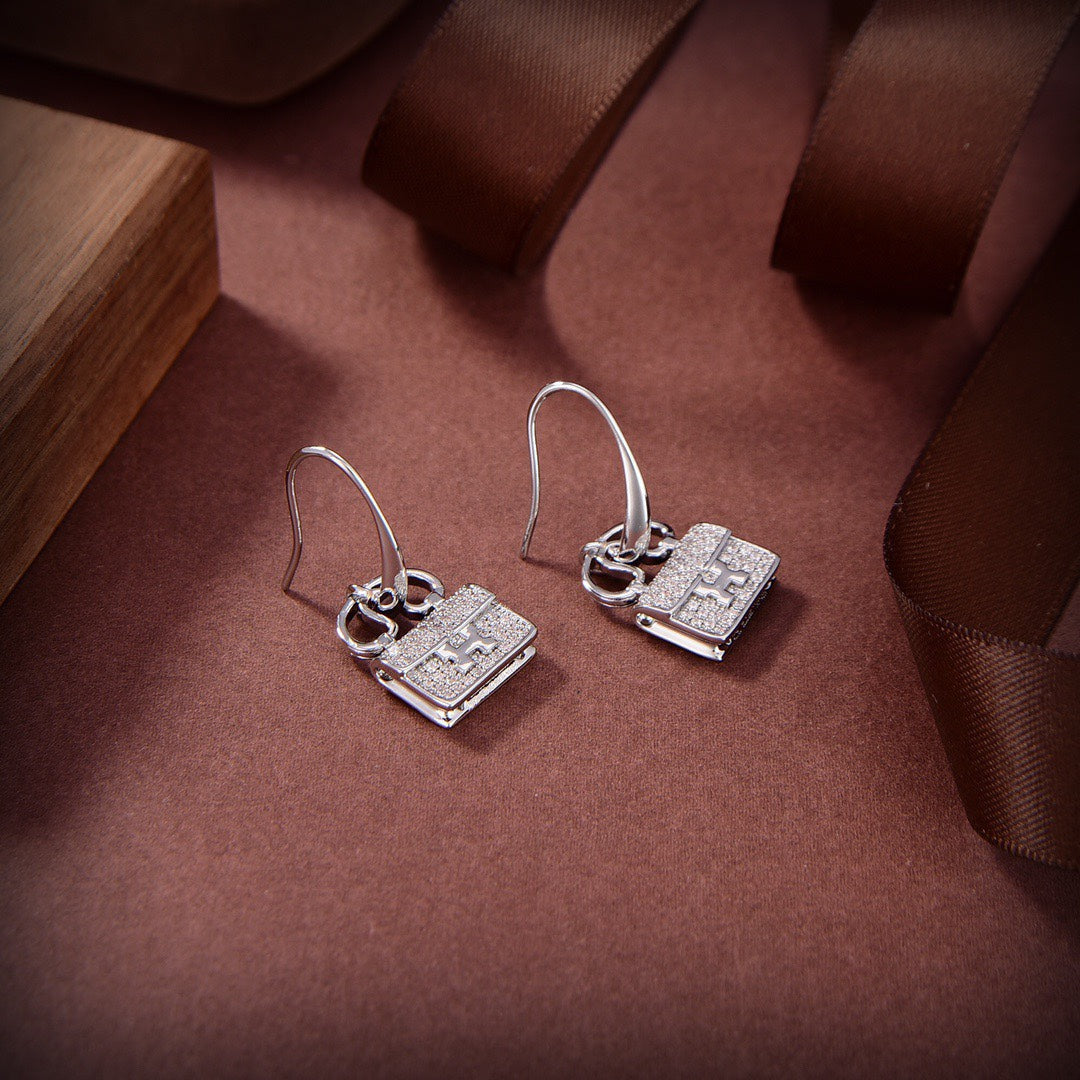 TimiKELLY DIAMOND EARRINGS