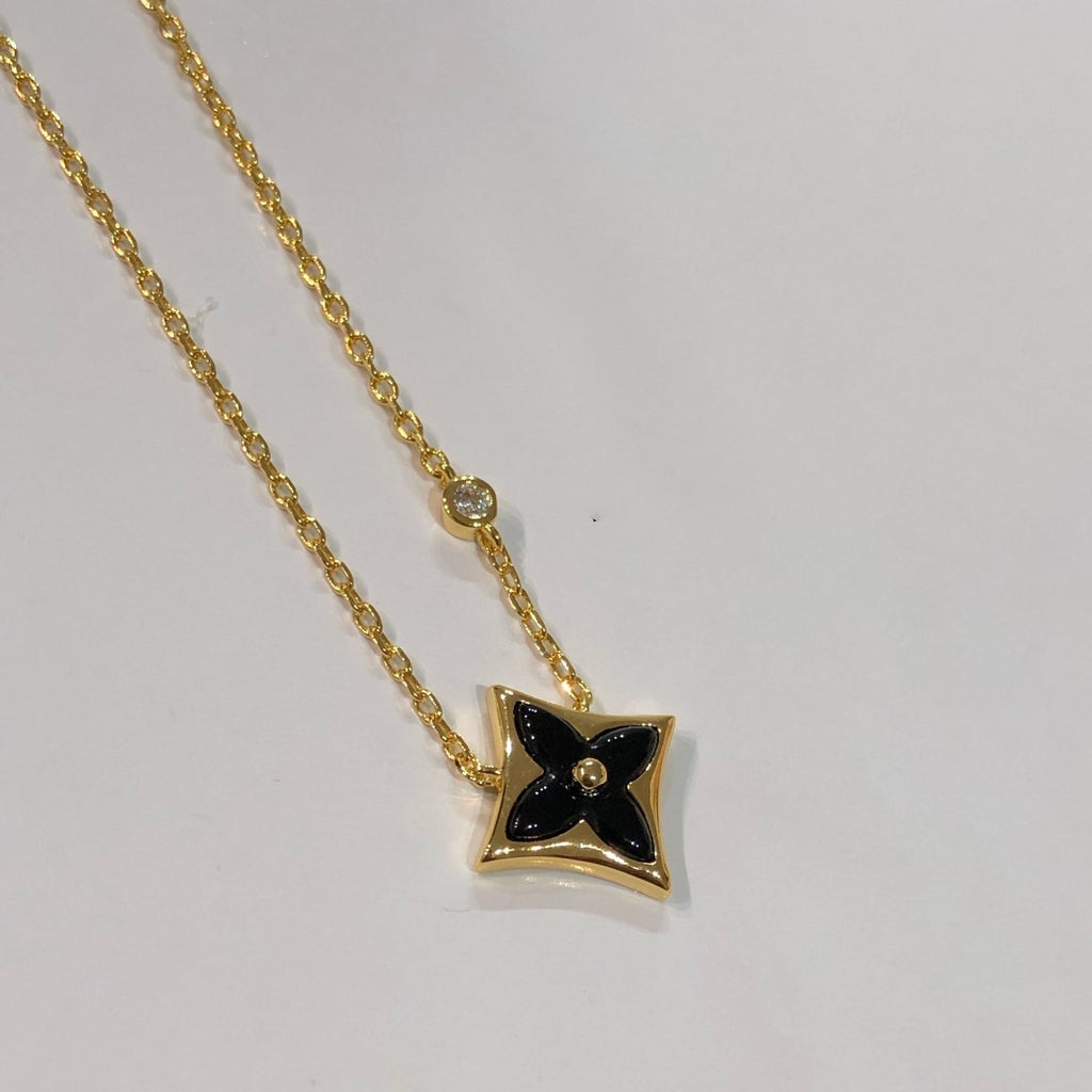 TimiSTAR BLACK MOP NECKLACE