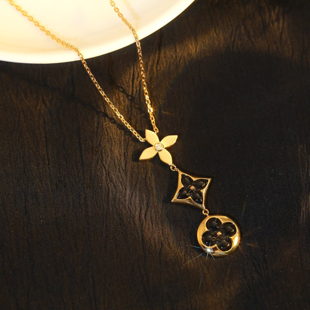 TimiSTAR AND SUN ONYX PINK GOLD NECKLACE