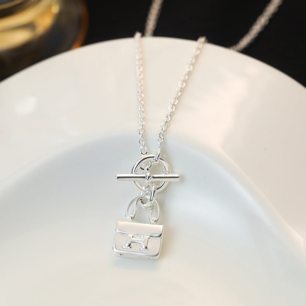 TimiPOP H PEDANT SILVER NECKLACE