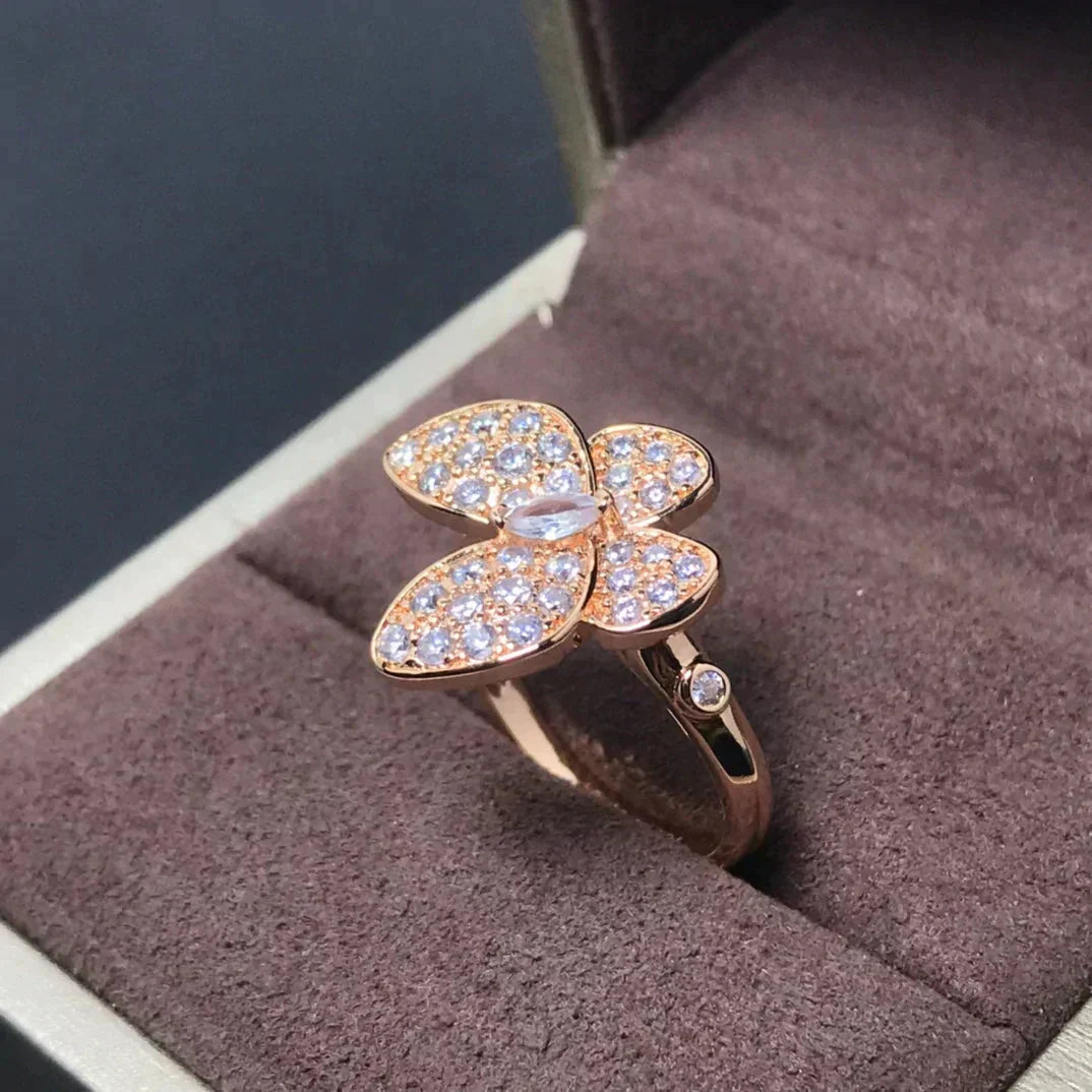 TimiBUTTERFLY PINK GOLD DIAMOND RING
