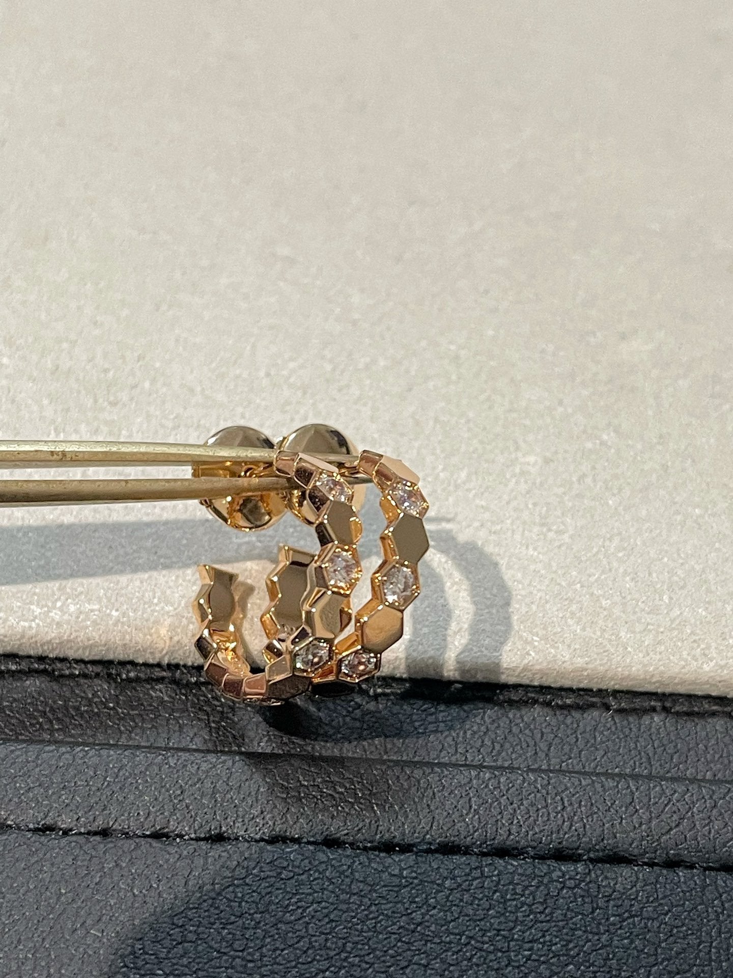 TimiBEE LOVE Earrings GOLD DIAMOND