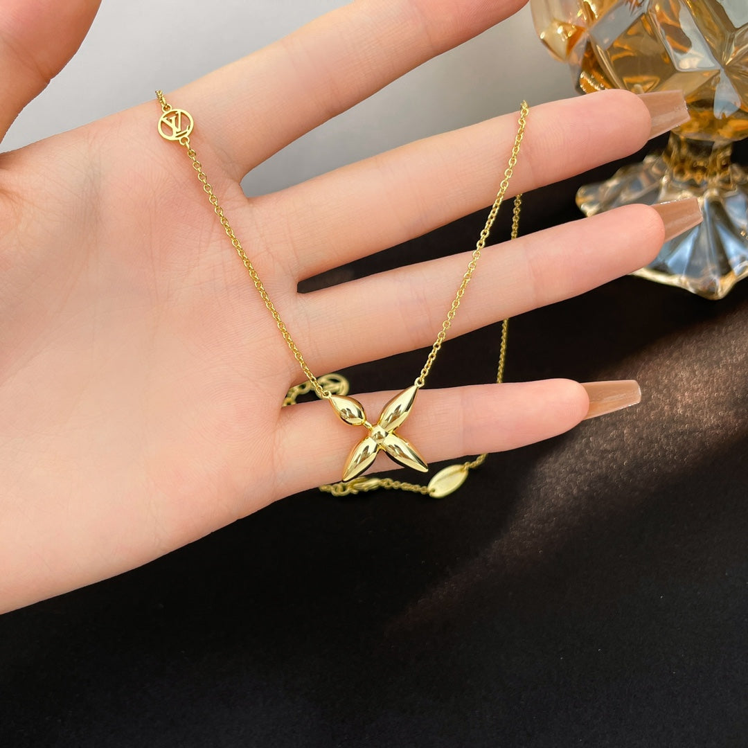 TimiLOUISETTE GOLD NECKLACE