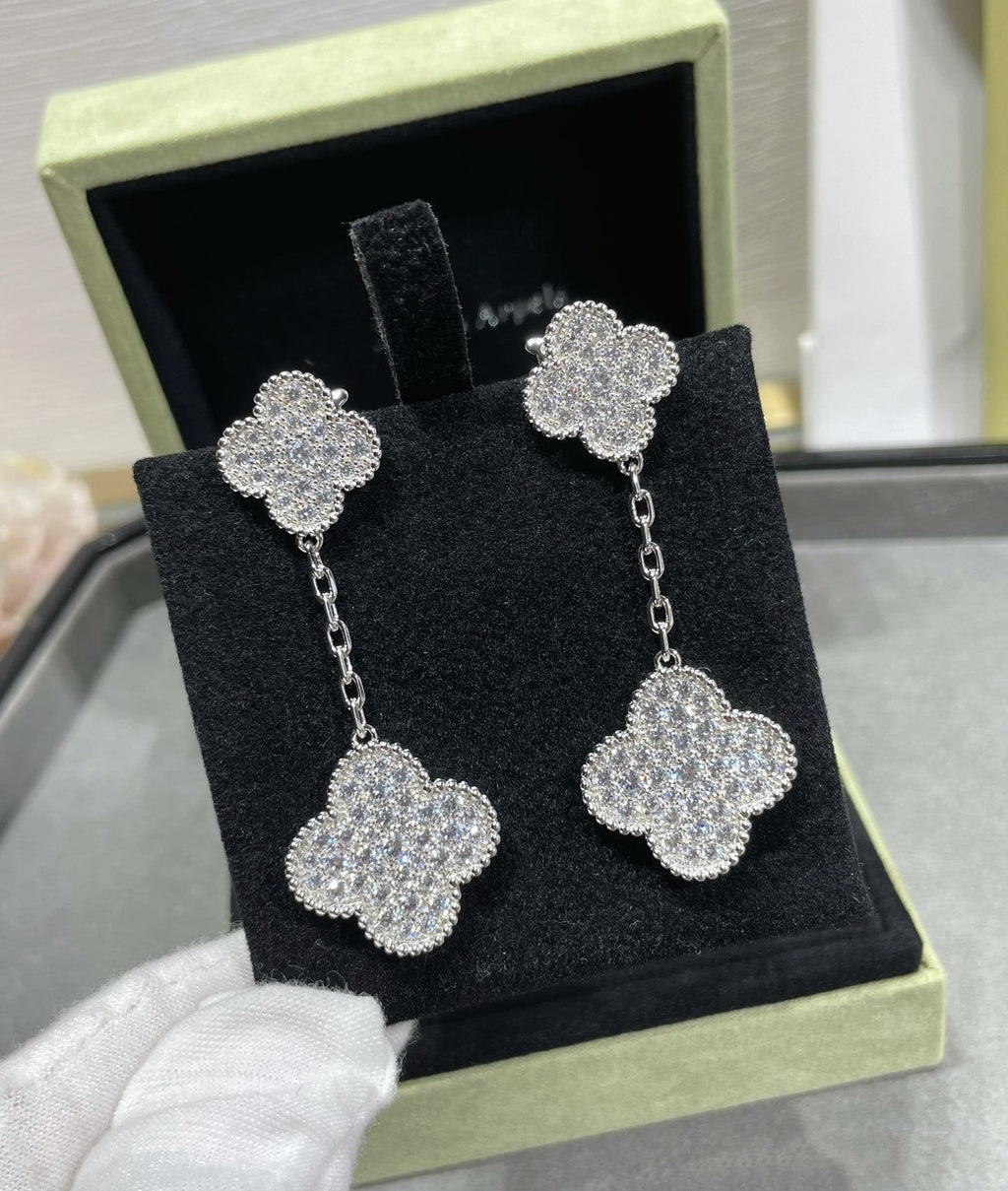 TimiCLOVER 2 MOTIFS DIAMOND PAVED SILVER EARRINGS