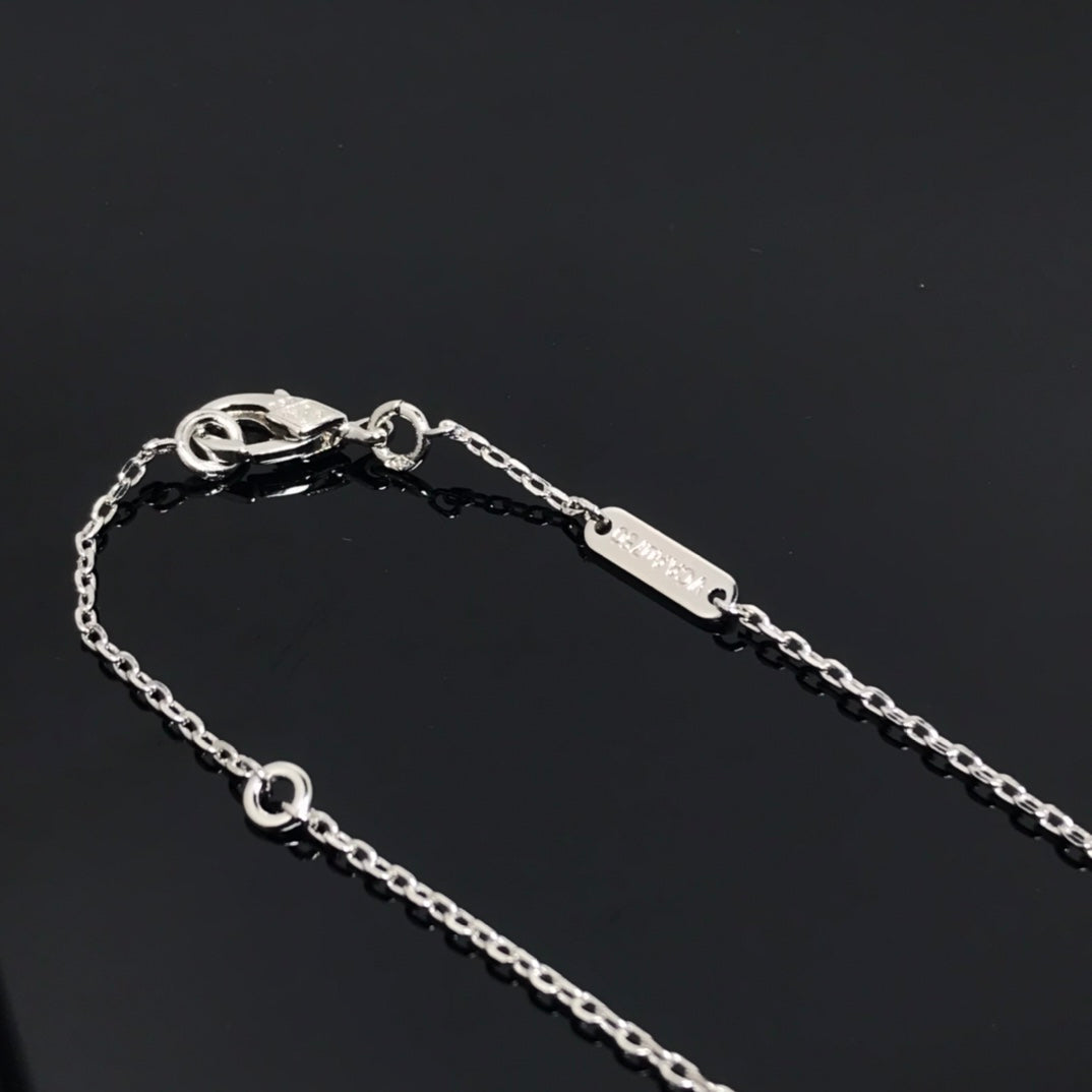 TimiCLOVER PIETERSITE SILVER LONG NECKLACE