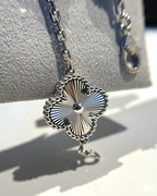 [Timi] CLOVER 5 MOTIF LASER BRACELET COLLECTION