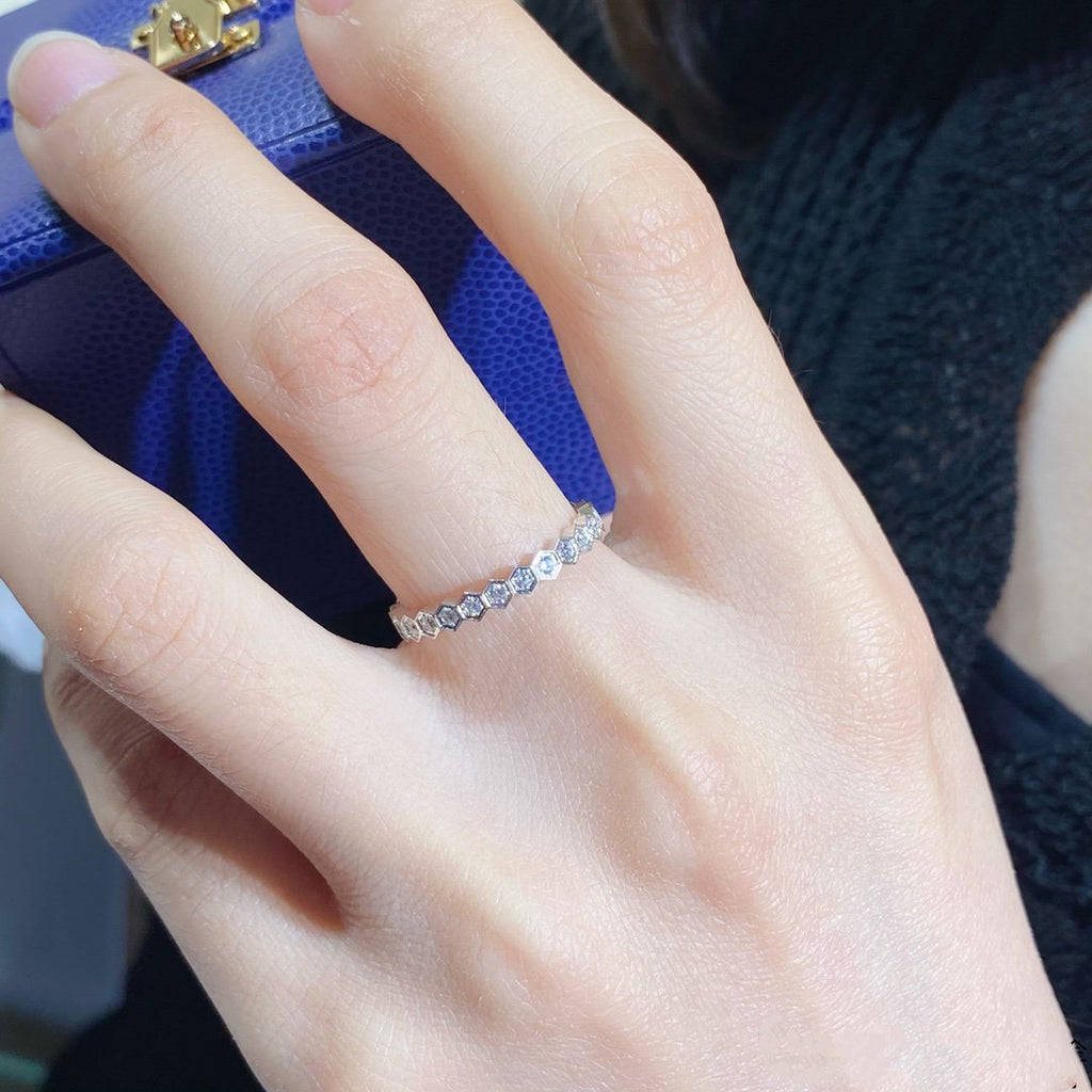 TimiBEE LOVE DIAMOND PAVED SMALL RING