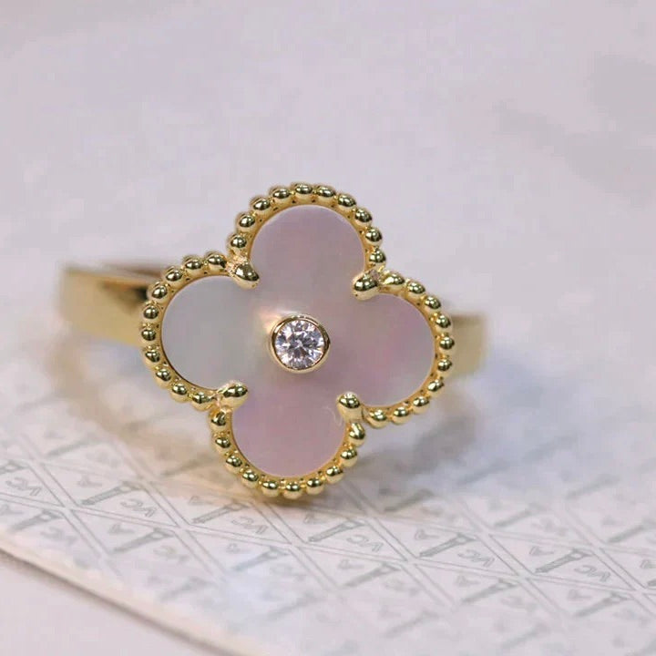 TimiCLOVER PINK MOP RING GOLD DIAMOND
