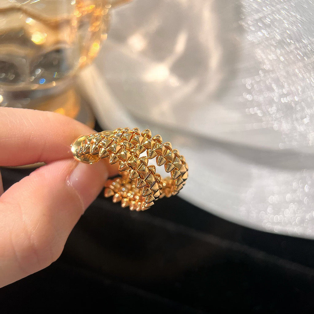 TimiCLASH SMALL HOOP EARRINGS