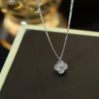 TimiCLOVER MINI 9.5MM PENDANT DIAMOND NECKLACE
