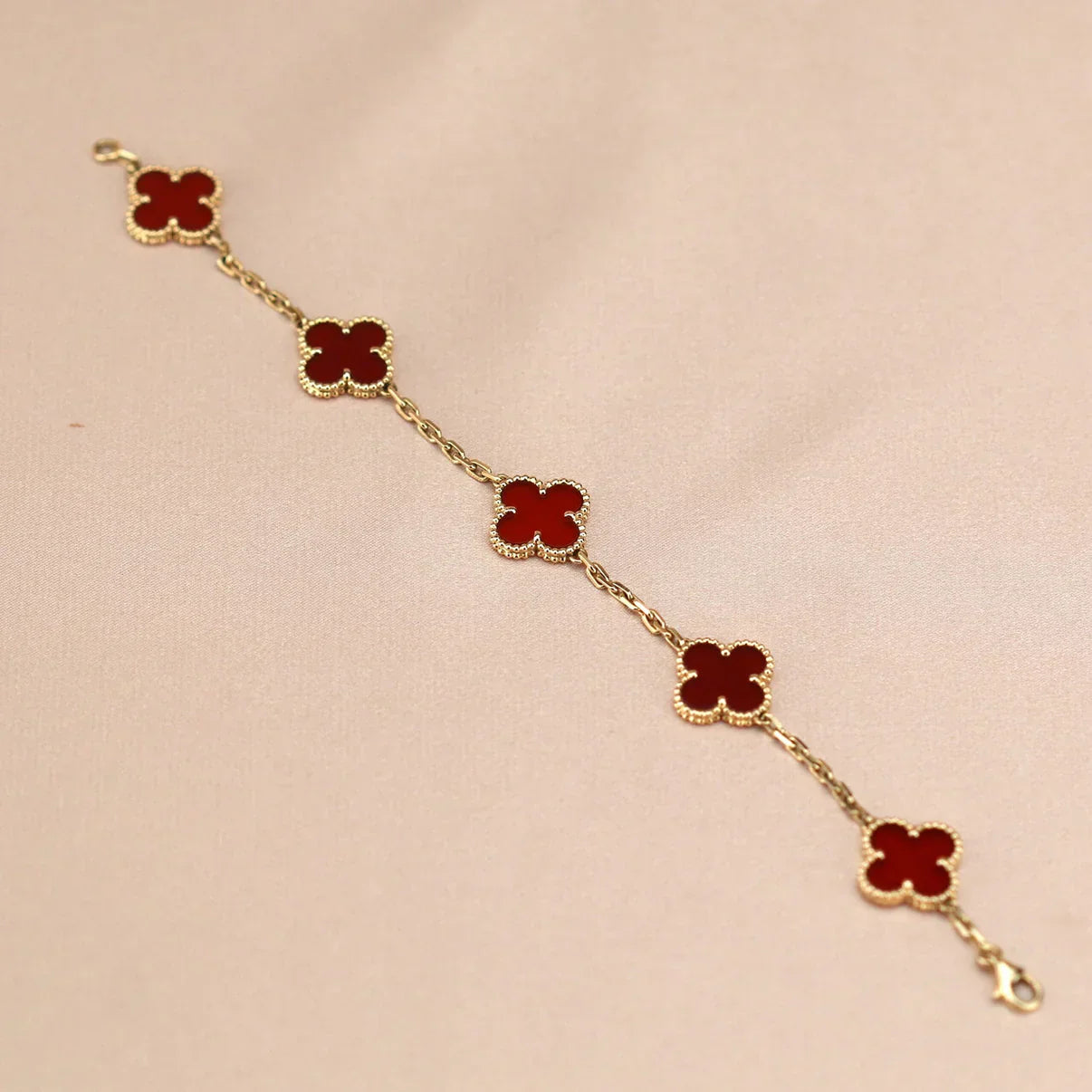 [Timi]New  CLOVER 5 MOTIF RED CORNELIAN BRACELET COLLECTION