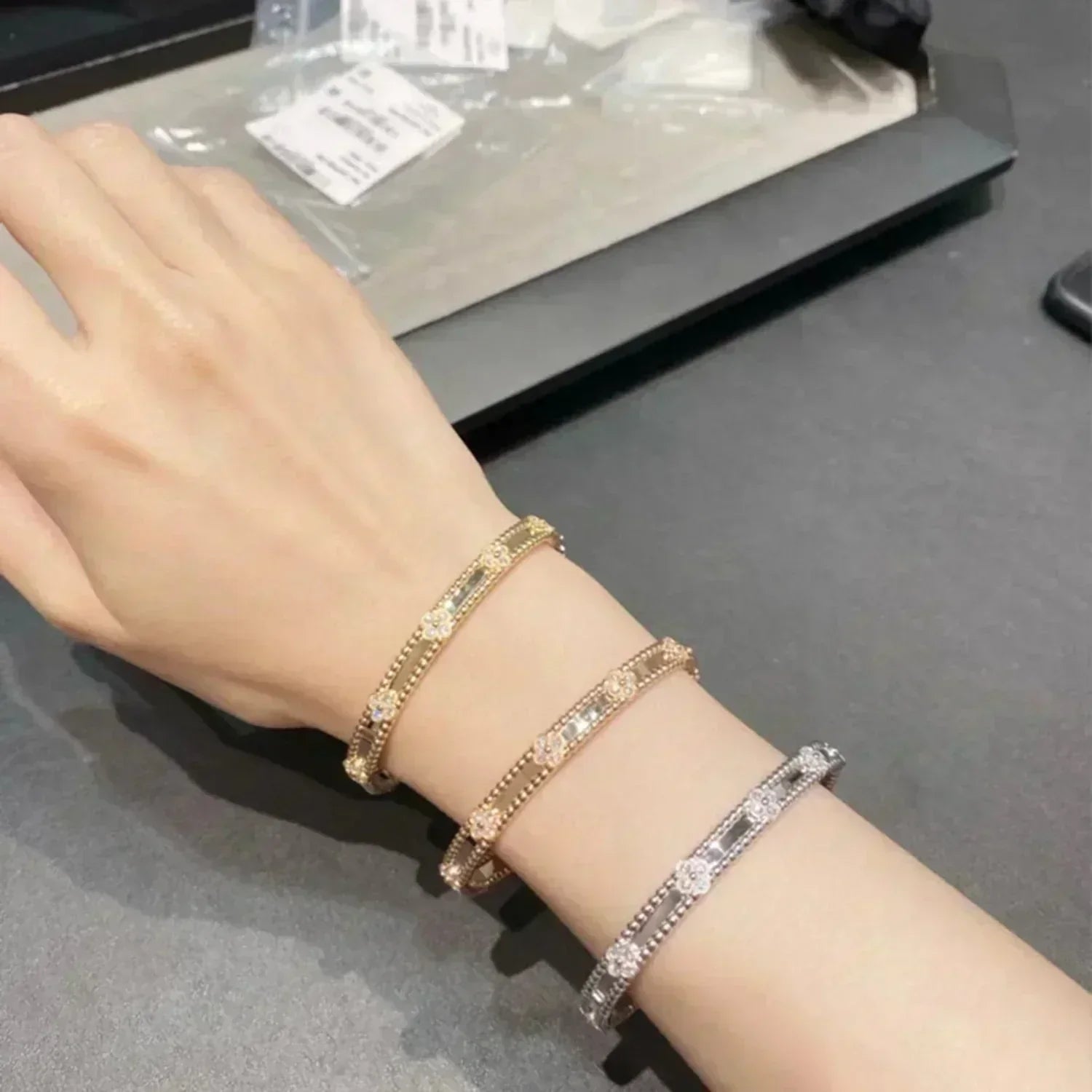 ¡®Timi¡¯CLOVER BRACELET 4MM DIAMONDS