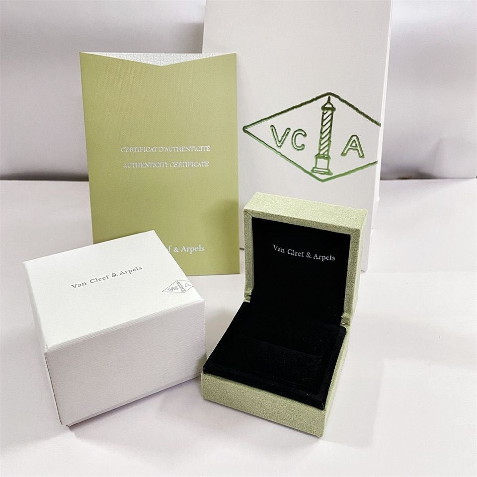 TimiVA CLOVER BRACELET NECKLACE RING BOX GIFT BAG