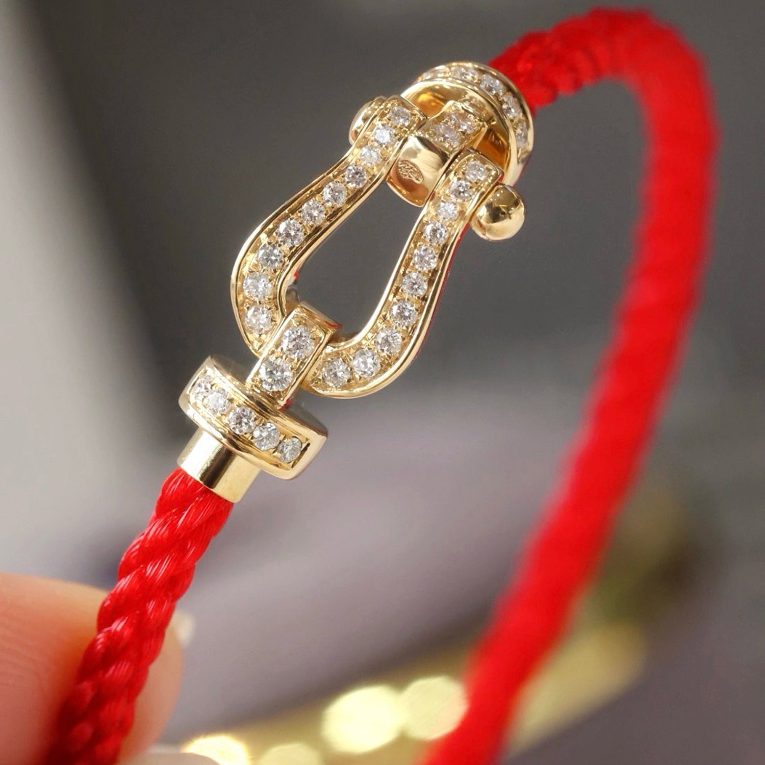 TimiFORCE LARGE HORSESHOE FULL DIAMOND BRACELET GOLD