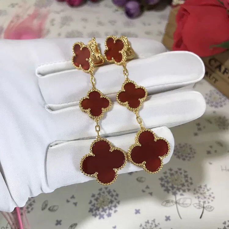 TimiCLOVER 3 MOTIF CARNELIAN DROP EARRINGS