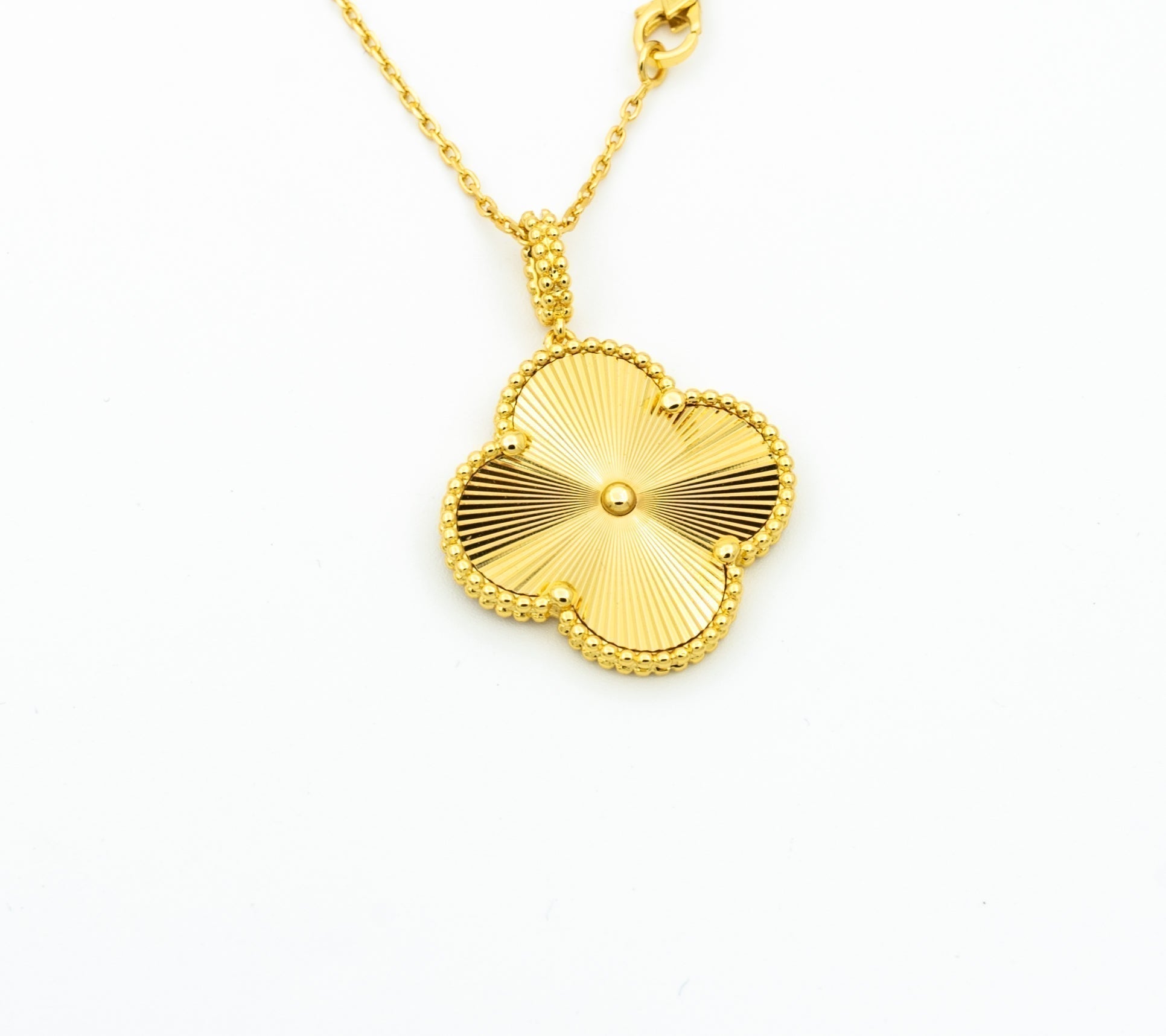 TimiCLOVER 25MM PEDANT NECKLACE GOLD