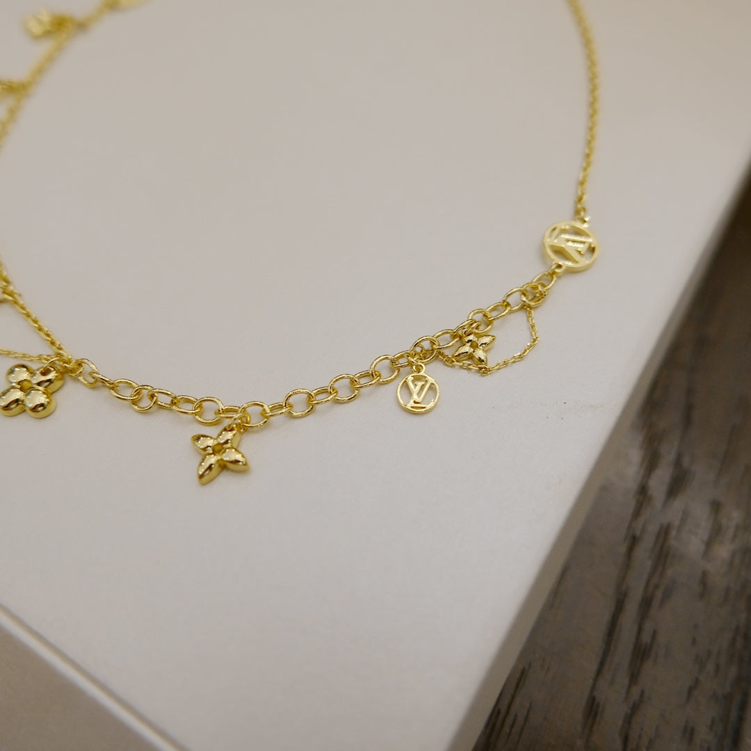 TimiBLOOMING SUPPLE NECKLACE BRASS