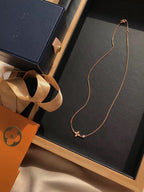 TimiBLOSSOM PENDANT PINK GOLD AND DIAMOND