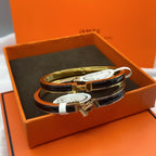 TimiCLASSIC HM CLIC BLACK 8MM ENAMEL BRACELET