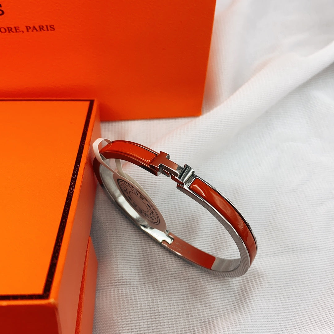TimiCLASSIC HM CLIC RED 8MM ENAMEL BRACELET