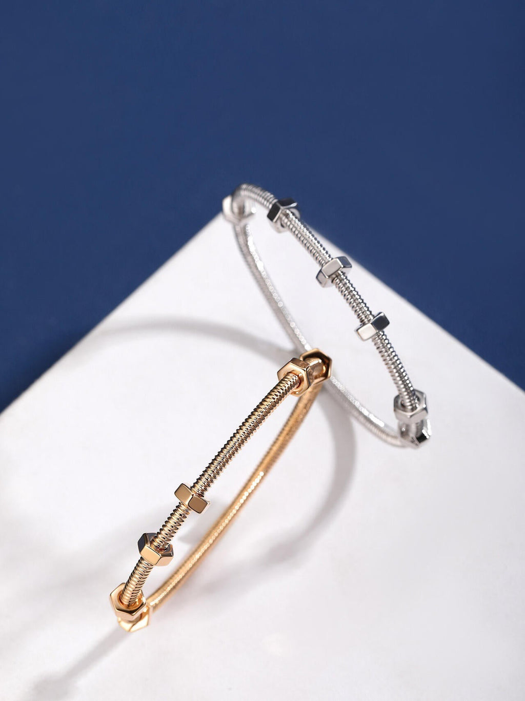 [Timi]CT THREADED BRACELET