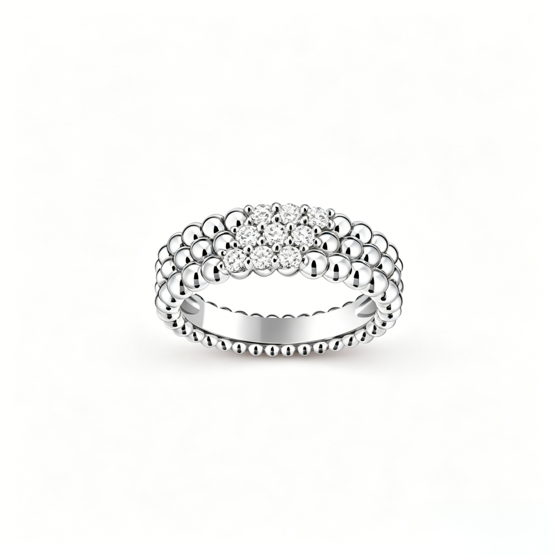 [Timi]  THREE-ROW DIAMOND RING
