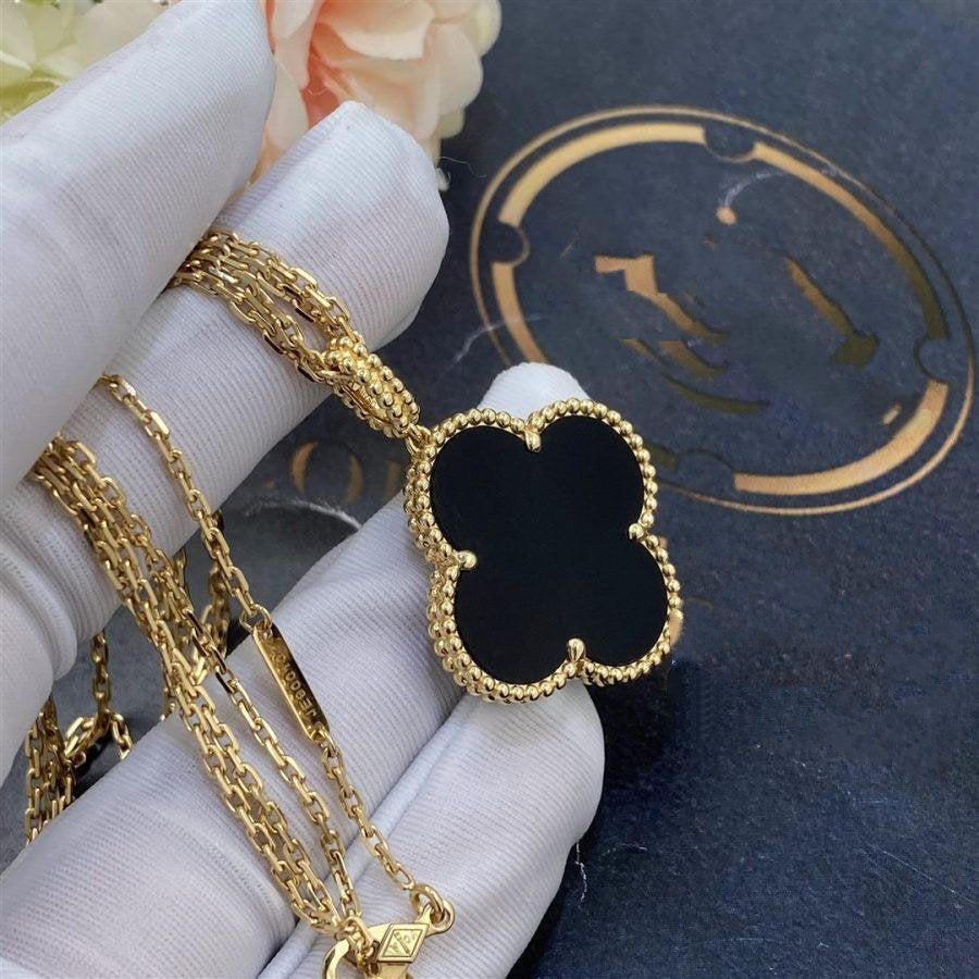 TimiCLOVER 25MM GOLD ONYX BIG CLOVER NECKLACE