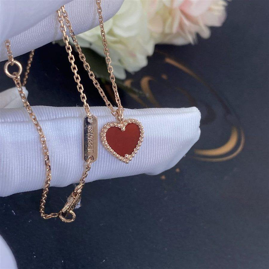 TimiSWEET CLOVER CARNELIAN HEART NECKLACE
