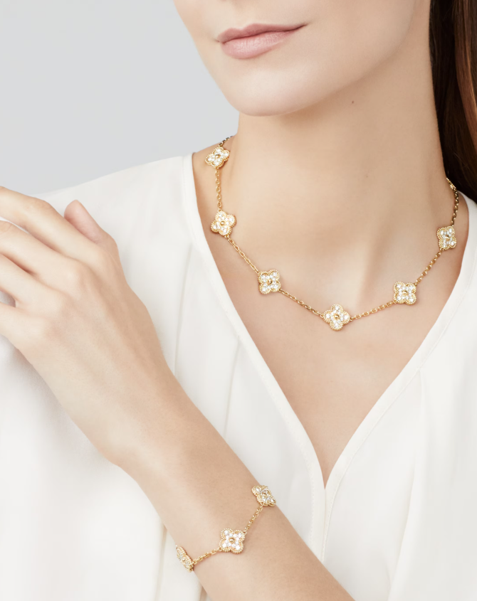 [Timi]CLOVER 10 MOTIFS FULL DIAMOND NECKLACE